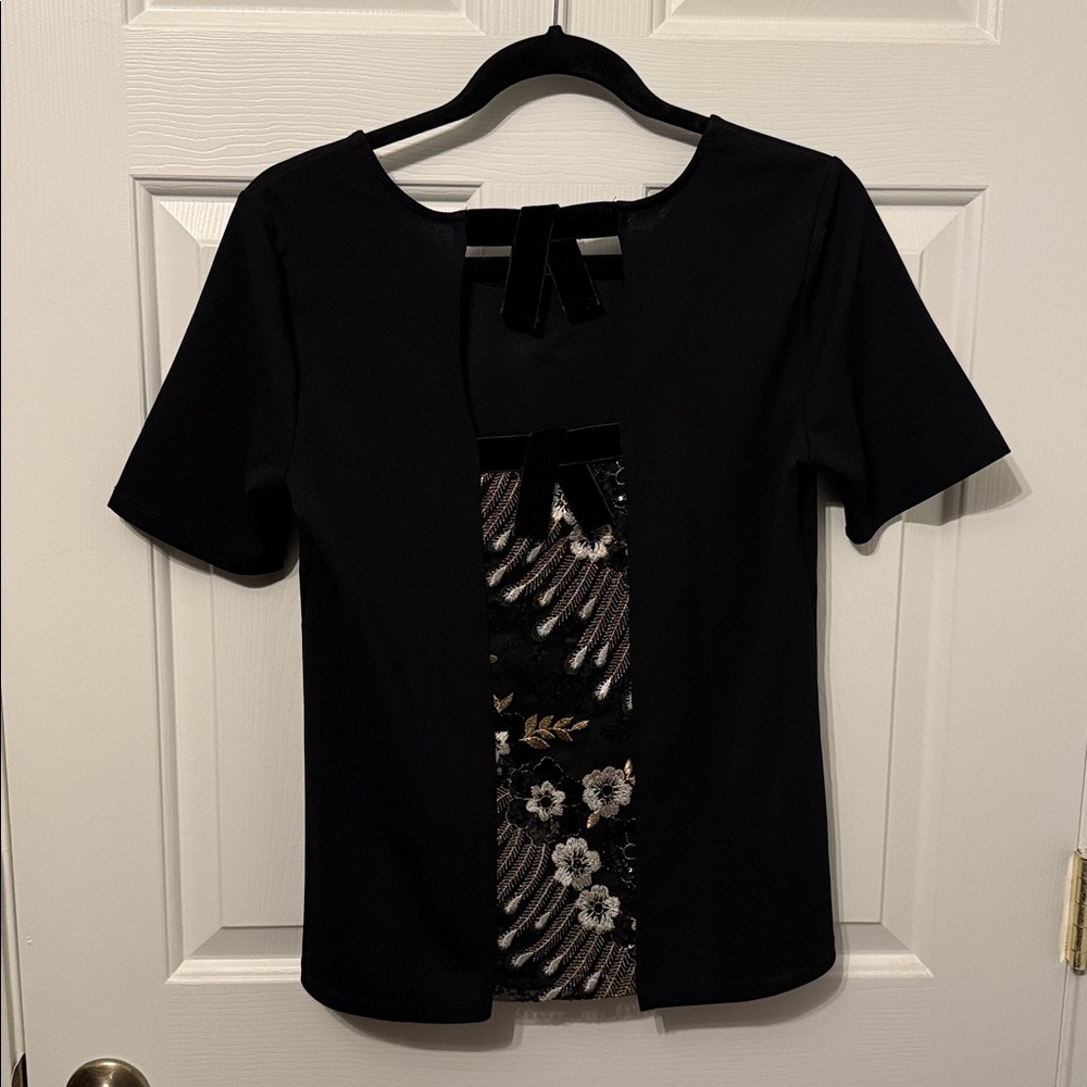 Ann Taylor Factory Black Short Sleeve Top